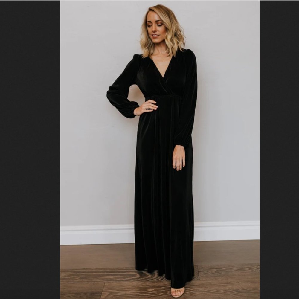 Baltic Born Venus Black Pleated Maxi Dress small